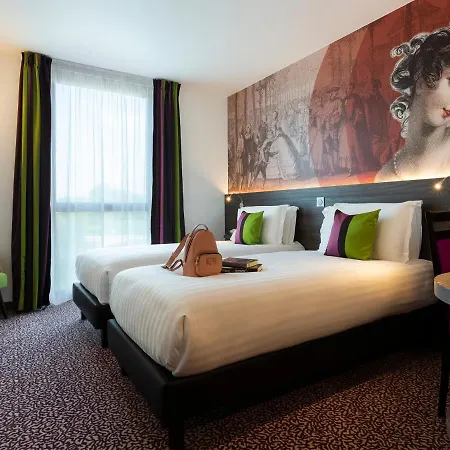 Отель Roi Soleil Prestige - St Quentin 4*