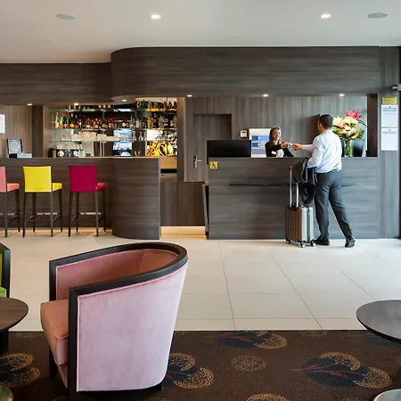 Roi Soleil Prestige - St Quentin Отель Плэзир