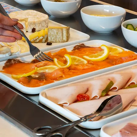 Hotel Roi Soleil Prestige - St Quentin
