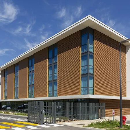 Roi Soleil Prestige - St Quentin 4* Плэзир